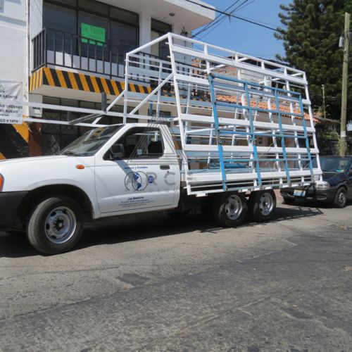 Adaptación de estructura a camioneta cuadrada